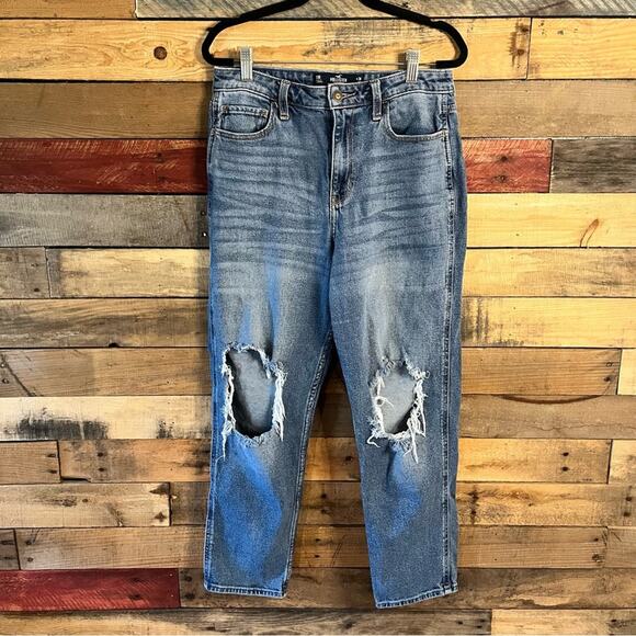 Hollister Distressed‎ Ultra High Rise Mom Jeans Size 30/27 - Picture 1 of 10